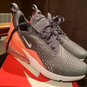 Youth Nike Air Max 270’s